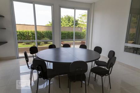 Studio para alugar com 37m², 1 quarto e 1 vaga Studio para alugar com 37m², 1 quarto e 1 vagaSala de Reunião