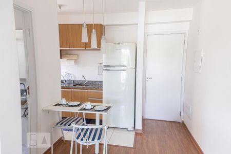 Studio para alugar com 37m², 1 quarto e 1 vaga Studio para alugar com 37m², 1 quarto e 1 vagaSala