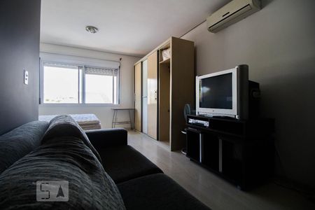 Sala de kitnet/studio para alugar com 1 quarto, 41m² em Jardim Botânico, Porto Alegre