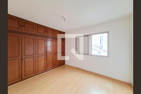 Apartamento para alugar com 105m², 3 quartos e 1 vaga Apartamento para alugar com 105m², 3 quartos e 1 vagaQuarto 2