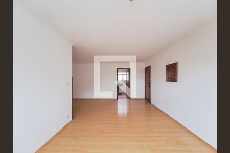 Sala de apartamento para alugar com 3 quartos, 105m² em Vila Paulicéia, São Paulo