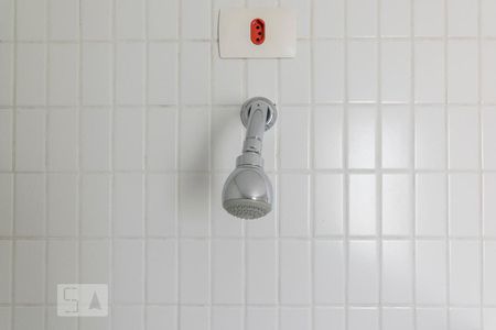 Apartamento à venda com 96m², 2 quartos e 2 vagasDucha