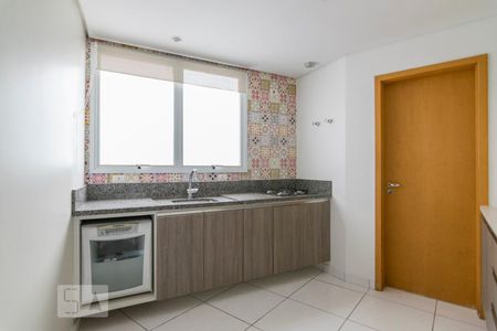 Apartamento à venda com 96m², 2 quartos e 2 vagasCozinha