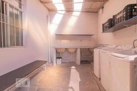 Studio para alugar com 25m², 1 quarto e sem vaga Studio para alugar com 25m², 1 quarto e sem vagaLavanderia