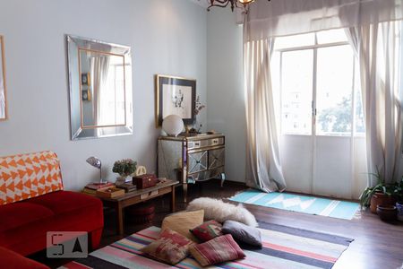 Apartamento à venda com 140m², 3 quartos e sem vaga Apartamento à venda com 140m², 3 quartos e sem vagaSala