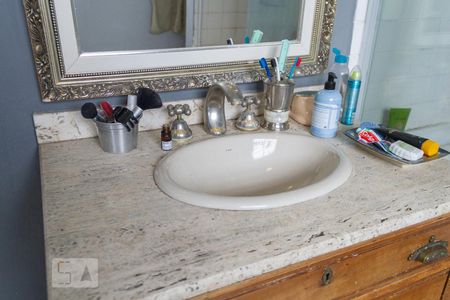 Apartamento à venda com 140m², 3 quartos e sem vaga Apartamento à venda com 140m², 3 quartos e sem vagaDetalhe banheiro