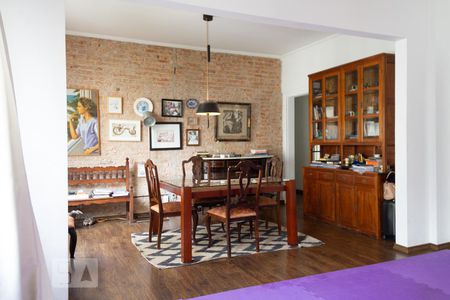 Apartamento à venda com 140m², 3 quartos e sem vaga Apartamento à venda com 140m², 3 quartos e sem vagaSala