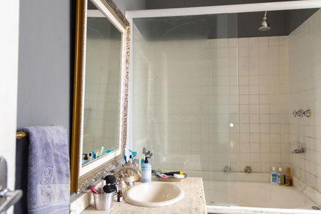 Apartamento à venda com 140m², 3 quartos e sem vaga Apartamento à venda com 140m², 3 quartos e sem vagaBanheiro