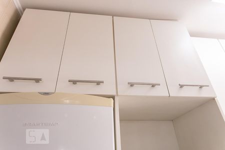 Apartamento para alugar com 80m², 2 quartos e sem vagaDetalhe cozinha