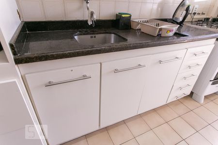 Apartamento para alugar com 80m², 2 quartos e sem vagaDetalhe cozinha