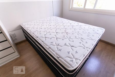 Apartamento para alugar com 80m², 2 quartos e sem vagaDetalhe Suíte