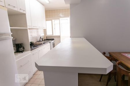 Apartamento para alugar com 80m², 2 quartos e sem vagaDetalhe cozinha