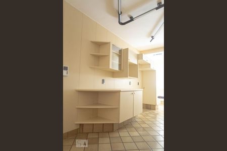 Casa para alugar com 136m², 3 quartos e 1 vaga Casa para alugar com 136m², 3 quartos e 1 vagaCozinha