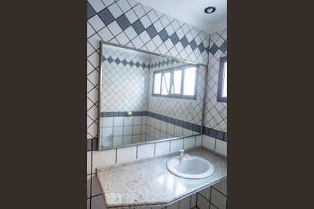 Casa para alugar com 136m², 3 quartos e 1 vaga Casa para alugar com 136m², 3 quartos e 1 vagaBanheiro do Quarto 3