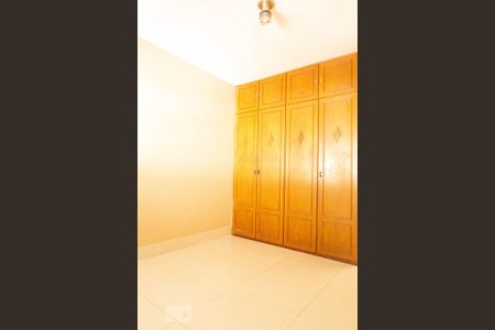 Casa para alugar com 136m², 3 quartos e 1 vaga Casa para alugar com 136m², 3 quartos e 1 vagaQuarto 1