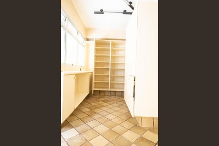 Casa para alugar com 136m², 3 quartos e 1 vaga Casa para alugar com 136m², 3 quartos e 1 vagaÁrea de Serviço