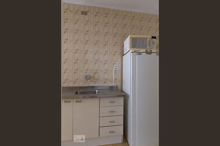 Cozinha de apartamento à venda com 1 quarto, 42m² em São João, Porto Alegre