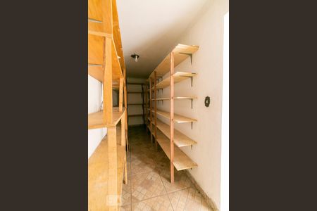 Casa à venda com 200m², 3 quartos e 5 vagasÁrea de Serviço - Dispensa