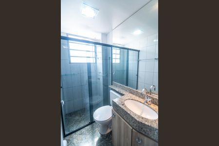 Banheiro da Suíte de apartamento para alugar com 3 quartos, 60m² em Parque da Vila Prudente, São Paulo
