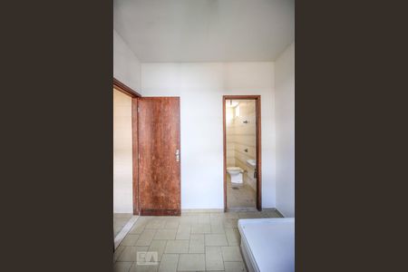 Apartamento para alugar com 220m², 4 quartos e 2 vagasQuarto de Serviço