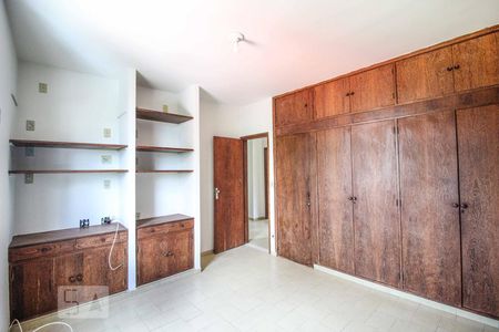 Apartamento para alugar com 220m², 4 quartos e 2 vagasQuarto 3
