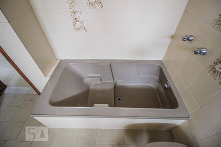 Apartamento para alugar com 220m², 4 quartos e 2 vagasBanheiro Social