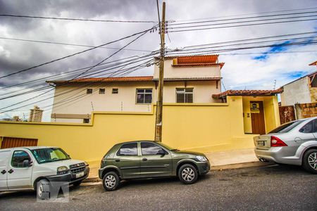 Apartamento para alugar com 220m², 4 quartos e 2 vagasFachada