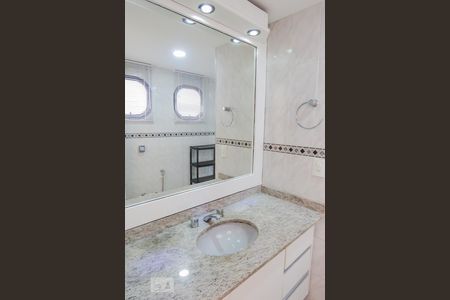 Apartamento para alugar com 48m², 1 quarto e 1 vaga Apartamento para alugar com 48m², 1 quarto e 1 vagaBanheiro suíte