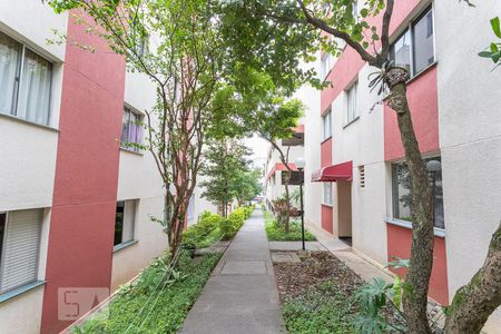 Apartamento à venda com 32m², 2 quartos e 1 vaga Apartamento à venda com 32m², 2 quartos e 1 vagaÁrea comum