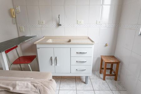 Sala Cozinha integrada de apartamento à venda com 2 quartos, 45m² em Conceição, Diadema