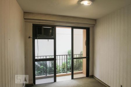 Sala de apartamento para alugar com 1 quarto, 57m² em Leblon, Rio de Janeiro
