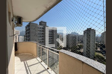 Sacada de apartamento para alugar com 2 quartos, 72m² em Jacarepaguá, Rio de Janeiro