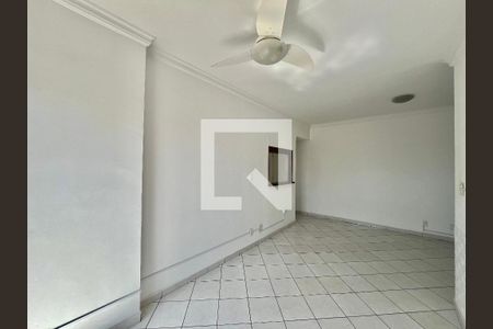 Sala  de apartamento para alugar com 2 quartos, 72m² em Jacarepaguá, Rio de Janeiro