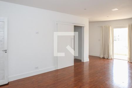 Casa à venda com 390m², 3 quartos e 3 vagasSuíte 1