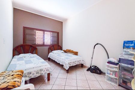 Casa à venda com 258m², 4 quartos e 5 vagasQuarto de Serviço