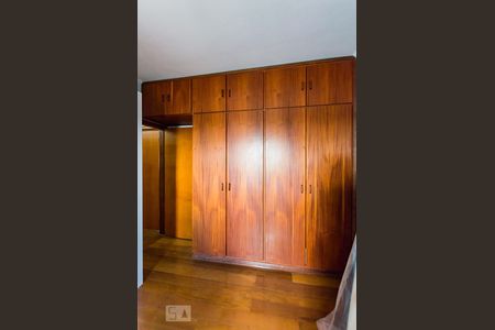 Casa à venda com 258m², 4 quartos e 5 vagasSuíte 1