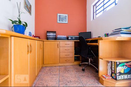 Casa à venda com 258m², 4 quartos e 5 vagasEscritório