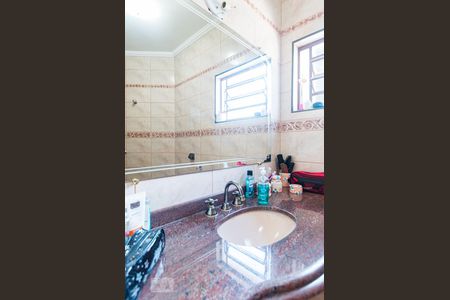 Casa à venda com 258m², 4 quartos e 5 vagasBanheiro