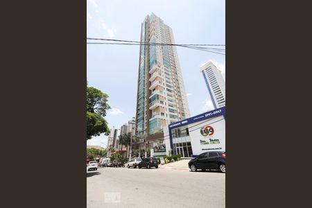 Apartamento para alugar com 75m², 2 quartos e 2 vagasFachada