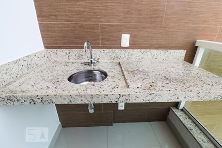 Apartamento para alugar com 75m², 2 quartos e 2 vagasVaranda