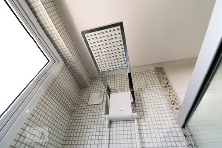 Apartamento para alugar com 75m², 2 quartos e 2 vagasChuveiro