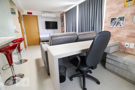 Apartamento para alugar com 75m², 2 quartos e 2 vagasSala
