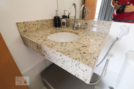 Apartamento para alugar com 75m², 2 quartos e 2 vagasLavabo