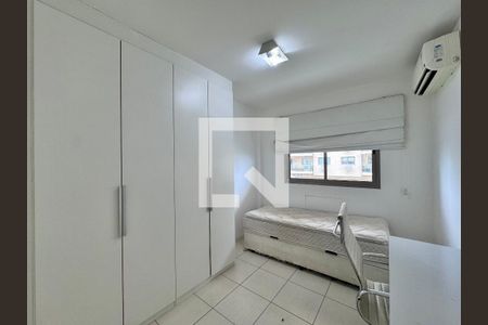 Quarto de apartamento para alugar com 2 quartos, 73m² em Recreio dos Bandeirantes, Rio de Janeiro