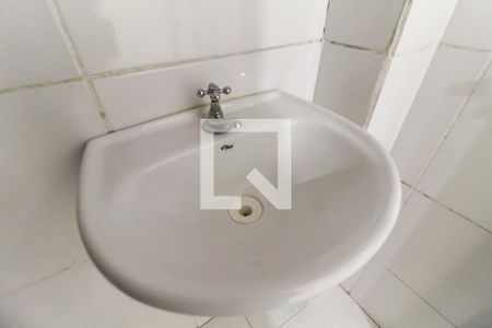 Banheiro de kitnet/studio para alugar com 1 quarto, 30m² em Belenzinho, São Paulo