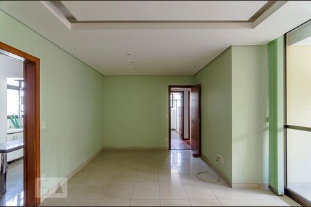 Apartamento para alugar com 90m², 3 quartos e 3 vagasSala