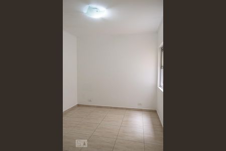 QUARTO 1 de apartamento para alugar com 2 quartos, 75m² em Santa Teresinha, São Paulo