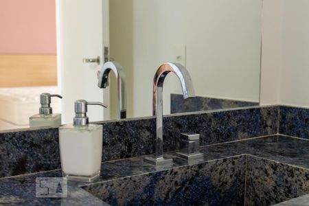 Casa de condomínio para alugar com 160m², 2 quartos e 1 vagaBanheiro da Suíte 2