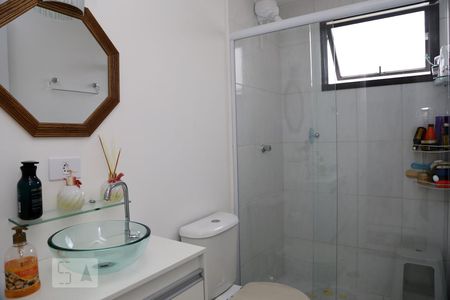 Banheiro de apartamento à venda com 2 quartos, 74m² em Vila Sônia do Taboão, Taboão da Serra