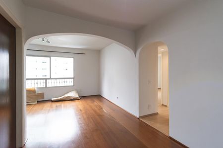 Apartamento para alugar com 100m², 3 quartos e sem vaga Apartamento para alugar com 100m², 3 quartos e sem vagaSala